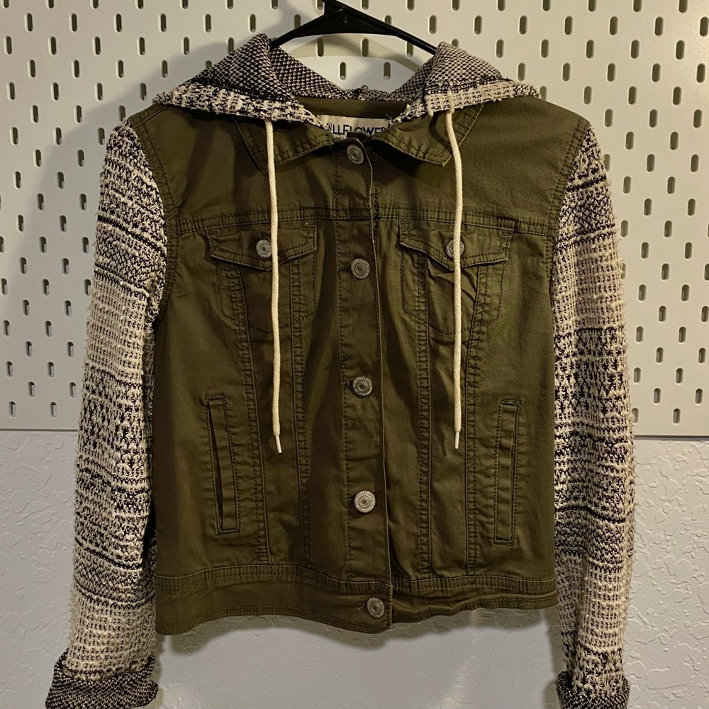 Wallflower denim green jacket with crocheted sleeves. Medium size